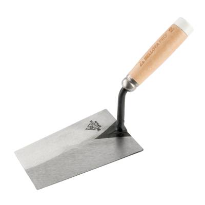Truelle forgée Pro nord avec manche en bois de hêtre certifié+ cale 180 mm - Gedimat - BELLOTA