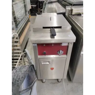 Friteuse sur meuble moins de 35L - PRO800-1/2E1FR1618HR. - Charvet