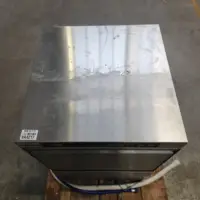 Lave-vaisselle frontal - 500x500mm (Panier laverie) - Doseur de rinçage intégré - Reconditionné - ECOMAX502-10 - Hobart