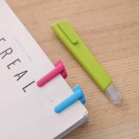 Cutter fun et fin 13 lames, vert - capuchon plastique - DELI