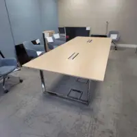 Table de réunion 10 places CAMARGUE - OCCASION - Adopte un Bureau