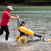 Fauteuil roulant de plage flottant F2A Fauteuil PMR Amphibie – Fun2Access