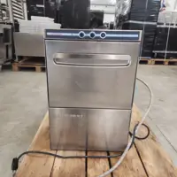 Lave-verre - 400x400mm (Panier laverie) - Adoucisseur intégré, Doseur de lavage intégré, Doseur de rinçage intégré, Pompe de vidange, Surpresseur de rinçage - B34BA - Comenda
