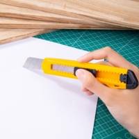 Cutter large 8 lames 150×30×14.5MM gamme ESSENTIAL - DELI