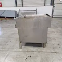 Plancha sur meuble - Gaz - Revêtement en fonte - E9FIGHHSOO - Electrolux Professional