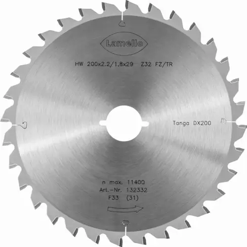 LBA02182
